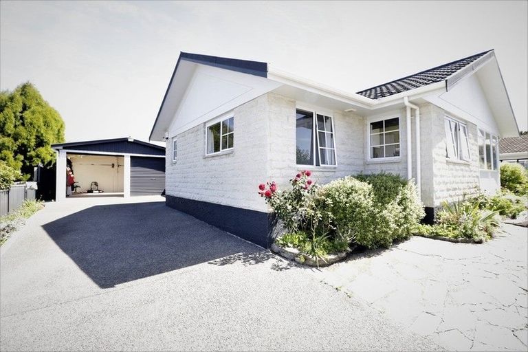 Photo of property in 17 Bens Place, Springvale, Whanganui, 4501