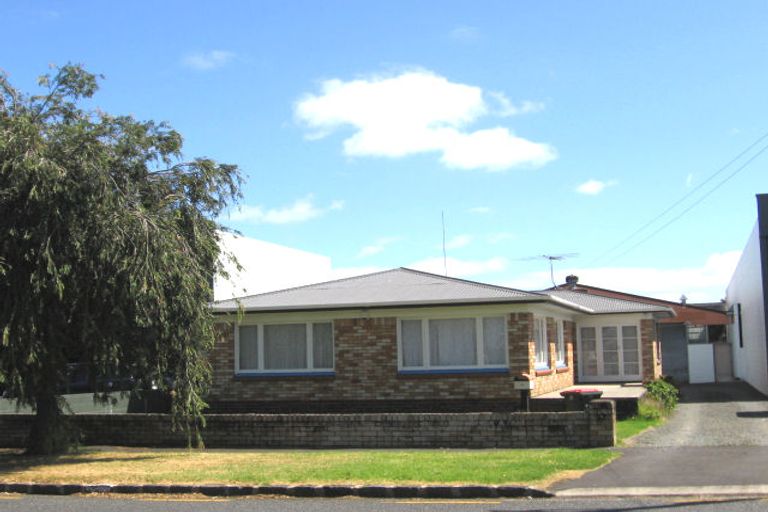 Photo of property in 26 Fairfax Avenue, Penrose, Auckland, 1061