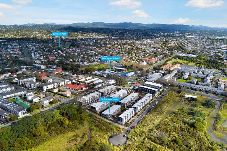 Photo of property in 36 Ceramic Lane, New Lynn, Auckland, 0600