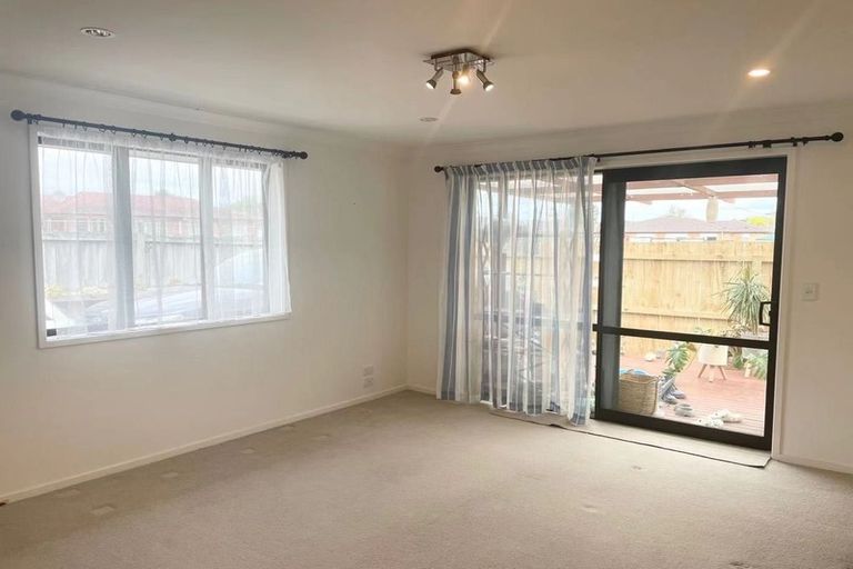 Photo of property in 27 Tilberg Street, Favona, Auckland, 2024
