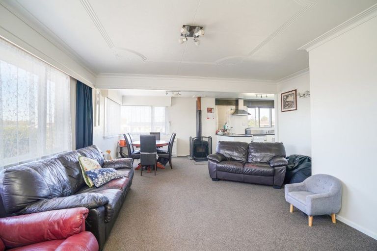 Photo of property in 64 Edinburgh Crescent, Waikiwi, Invercargill, 9810
