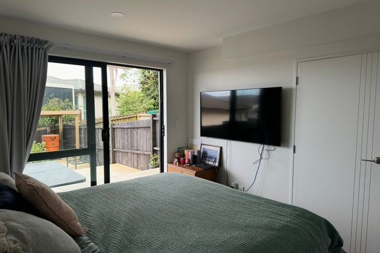 Photo of property in 15 Oki Place, Glenfield, 0629