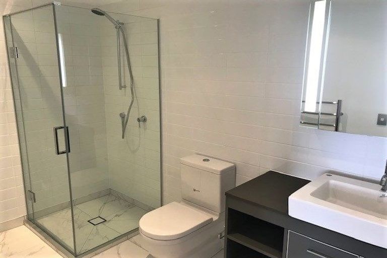 Photo of property in 303/7 Humber Street, Pandora, Napier, 4110