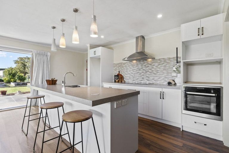 Photo of property in 4 Camellia Lane, Carterton, 5713