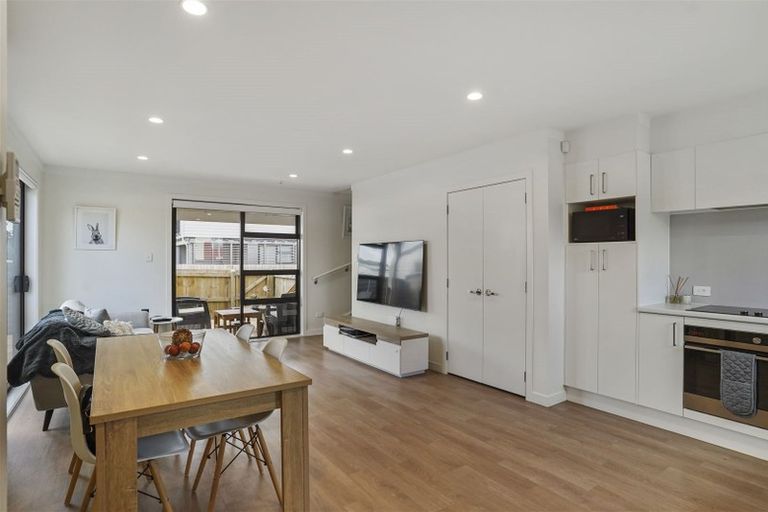 Photo of property in 1/31b Garelja Road, Henderson, Auckland, 0612