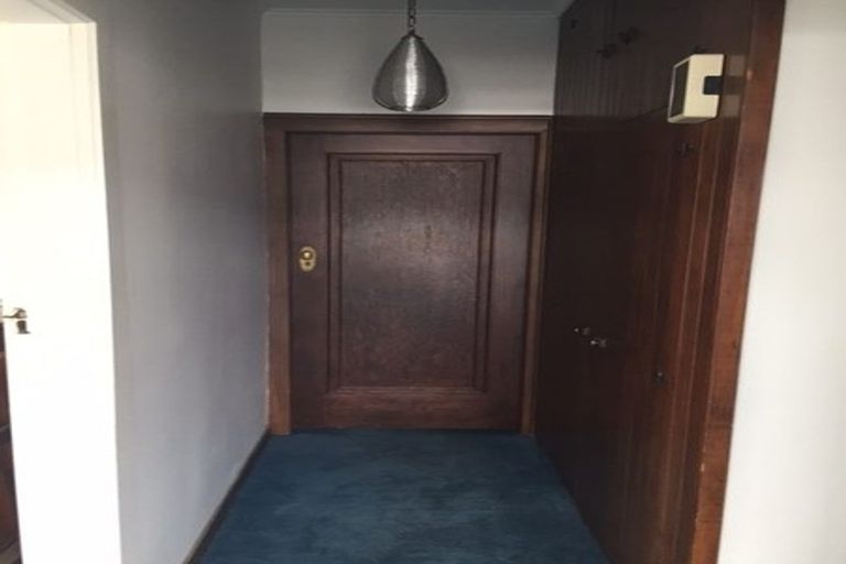 Photo of property in 7a Hawker Street, Mount Victoria, Wellington, 6011