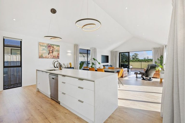 Photo of property in 69 Te Hurunui Drive, Pegasus, 7612