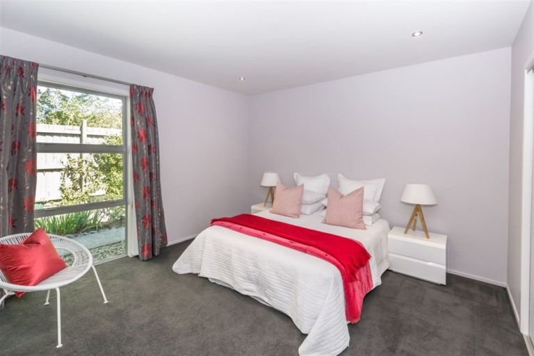 Photo of property in 302b Gardiners Road, Harewood, Christchurch, 8051