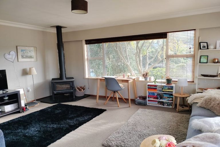 Photo of property in 1 Gray Street, Pukerua Bay, 5026