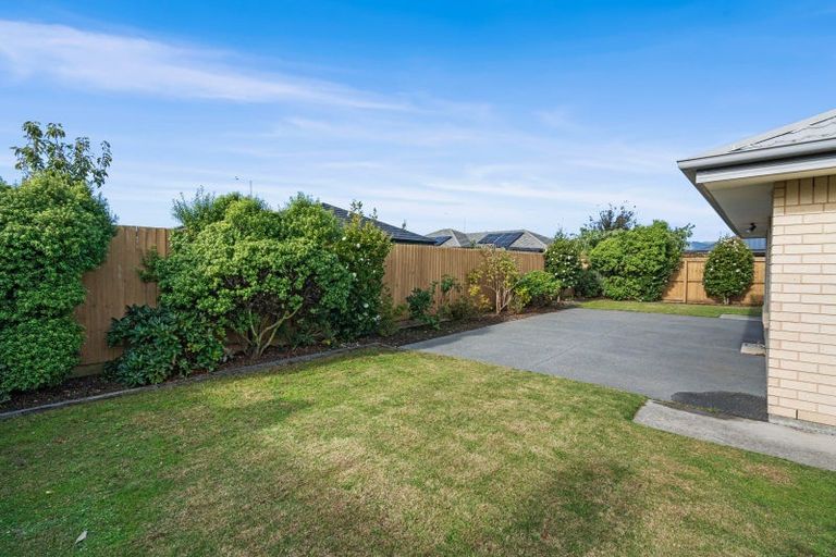 Photo of property in 28 Greenwich Street, Halswell, Christchurch, 8025