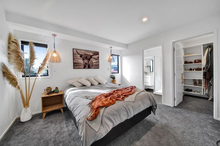 Photo of property in 69c South Road, Blagdon, New Plymouth, 4310