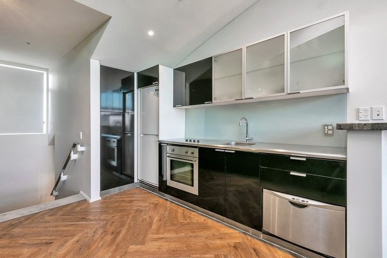 Photo of property in Shed 20 Princes Wharf Apartments, 48a/139 Quay Street, Auckland Central, Auckland, 1010