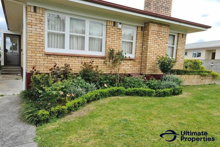 Photo of property in 35 Haultain Street, Fairfield, Hamilton, 3214