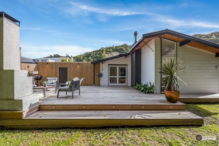 Photo of property in 96 Owen Street, Belmont, Lower Hutt, 5010