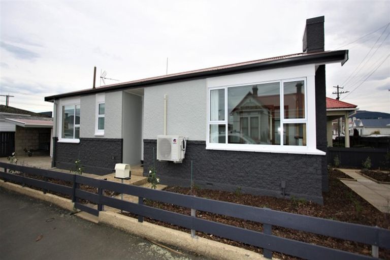 Photo of property in 182 Oxford Street, South Dunedin, Dunedin, 9012