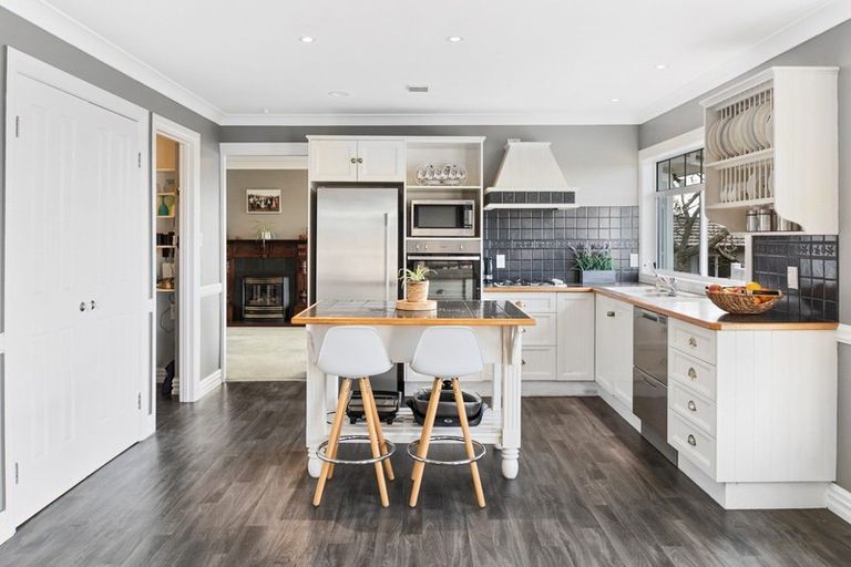 Photo of property in 6 Norfolk Way, Welcome Bay, Tauranga, 3112