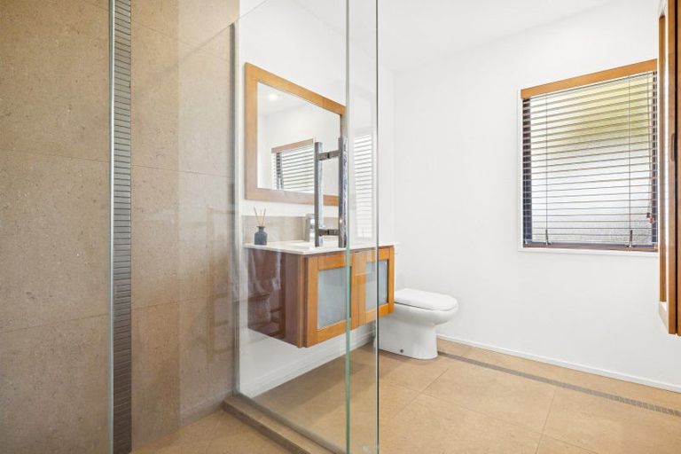 Photo of property in 5 Caversham Drive, Torbay, Auckland, 0630