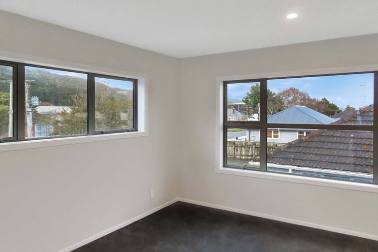 Photo of property in 1a Whiteman Grove, Taita, Lower Hutt, 5011