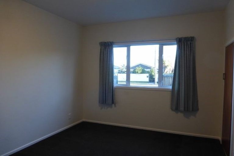Photo of property in 55 Rhona Street, Linwood, Christchurch, 8062