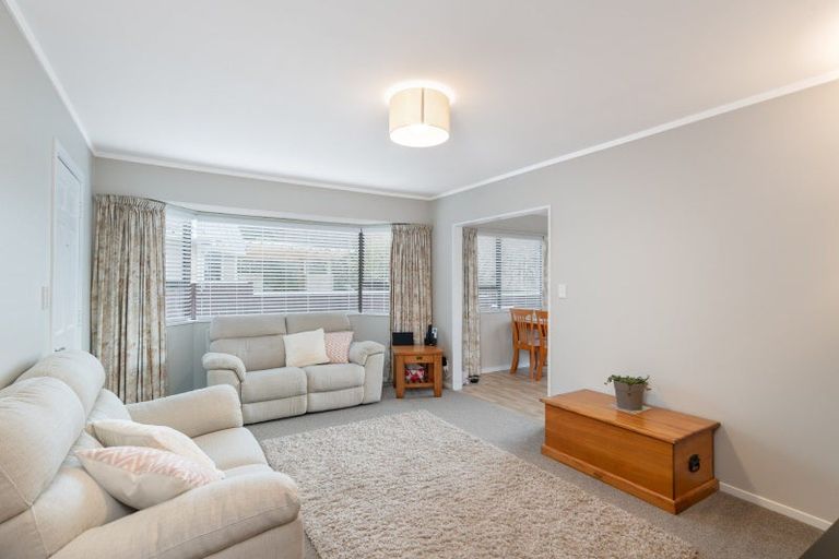 Photo of property in 9a Korau Grove, Stokes Valley, Lower Hutt, 5019