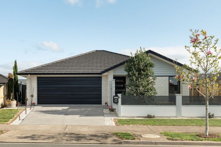 Photo of property in 87 Puhirake Crescent, Pyes Pa, Tauranga, 3112