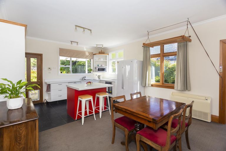 Photo of property in 40 Mersey Street, South Hill, Oamaru, 9400