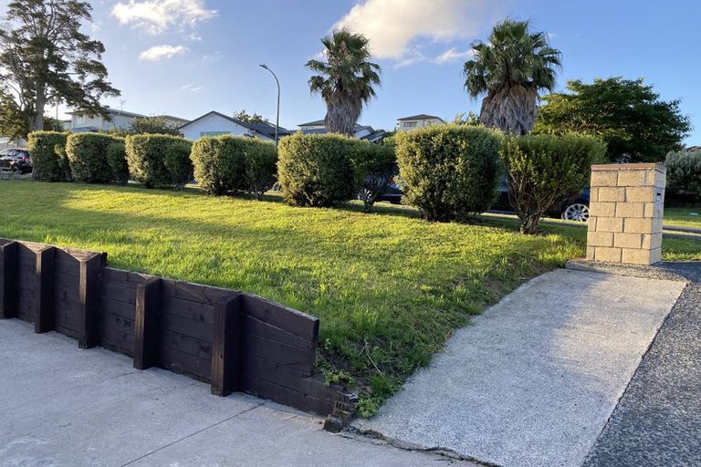 Photo of property in 40 Saralee Drive, Manurewa, Auckland, 2105