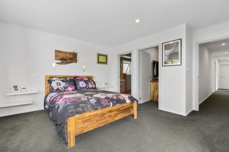 Photo of property in 37 Falcon Drive, Welcome Bay, Tauranga, 3112
