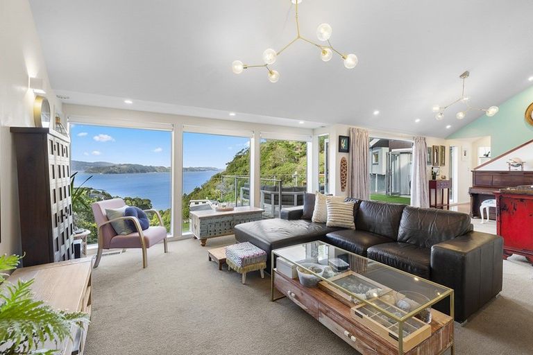 Photo of property in 1 Lohia Street, Khandallah, Wellington, 6035