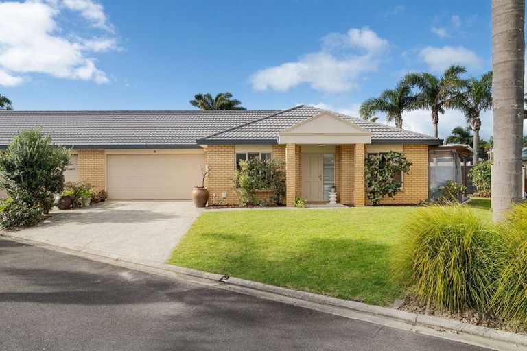 Photo of property in 644 Grenada Street, Papamoa Beach, Papamoa, 3118