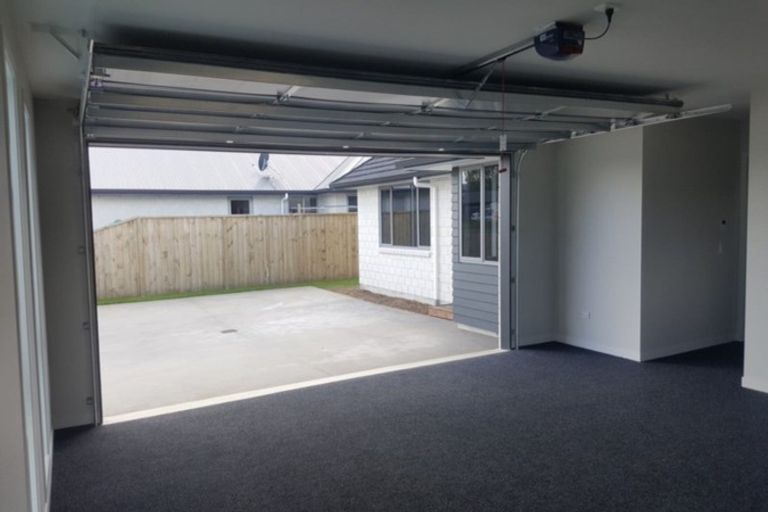 Photo of property in 102 Kupe Drive, Whitianga, 3510