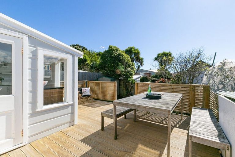 Photo of property in 37 Donald Mclean Street, Newtown, Wellington, 6021