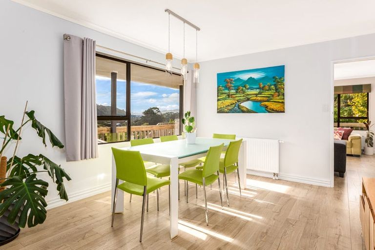 Photo of property in 34 Exploration Way, Whitby, Porirua, 5024