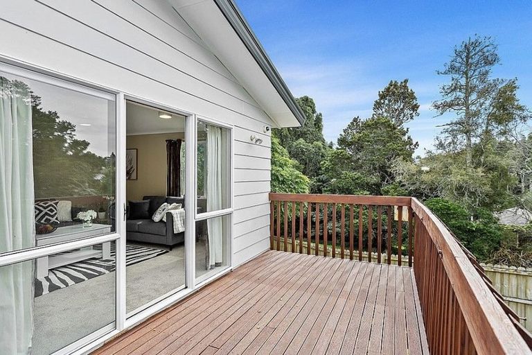 Photo of property in 3/45 Everglade Drive, Goodwood Heights, Auckland, 2105