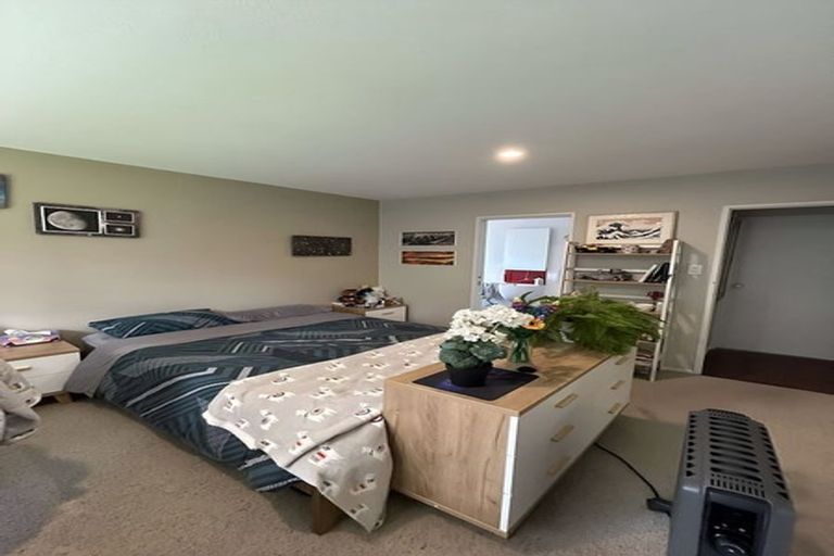 Photo of property in 18b Clyde Road, Upper Riccarton, Christchurch, 8041