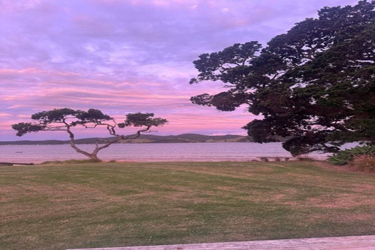 Photo of property in 121 Ohawini Road, Oakura, Hikurangi, 0184