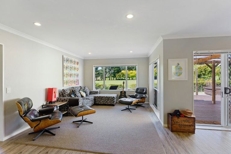 Photo of property in 192 Waitohu Valley Road, Otaki, 5583