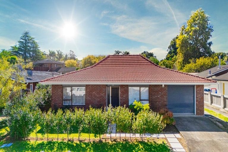 Photo of property in 1/16 Bellfield Road, Opaheke, Papakura, 2113