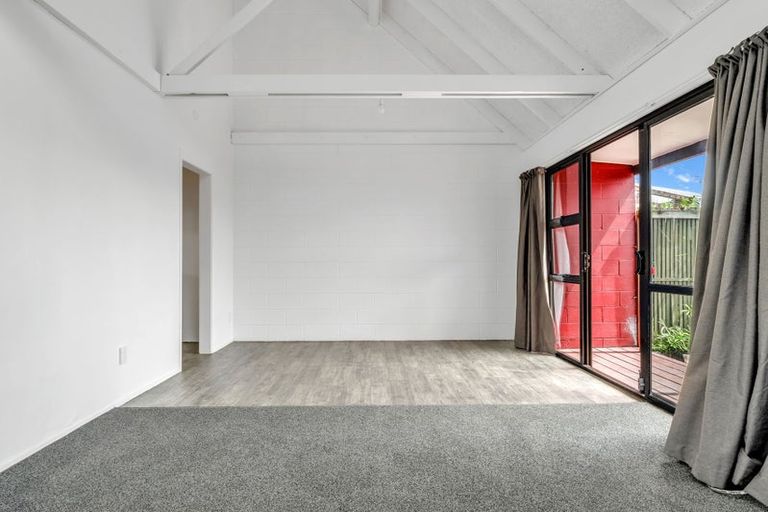 Photo of property in 5/66 Robinson Avenue, Holdens Bay, Rotorua, 3010