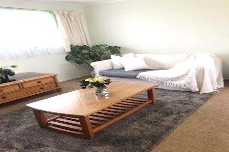 Photo of property in 2/1 Northall Road, New Lynn, Auckland, 0600