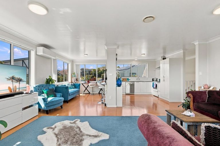 Photo of property in 4 Margaret Road, Bellevue, Tauranga, 3110