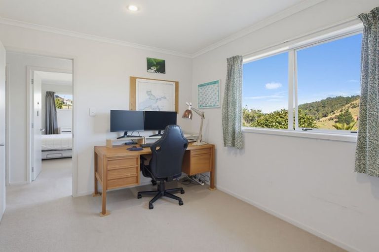 Photo of property in 9 Ohuka Place, Whitianga, 3510
