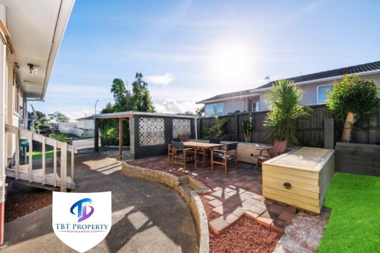 Photo of property in 2 Gambare Place, Wattle Downs, Auckland, 2103