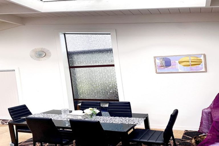 Photo of property in 7 Zenith Place, Conifer Grove, Takanini, 2112