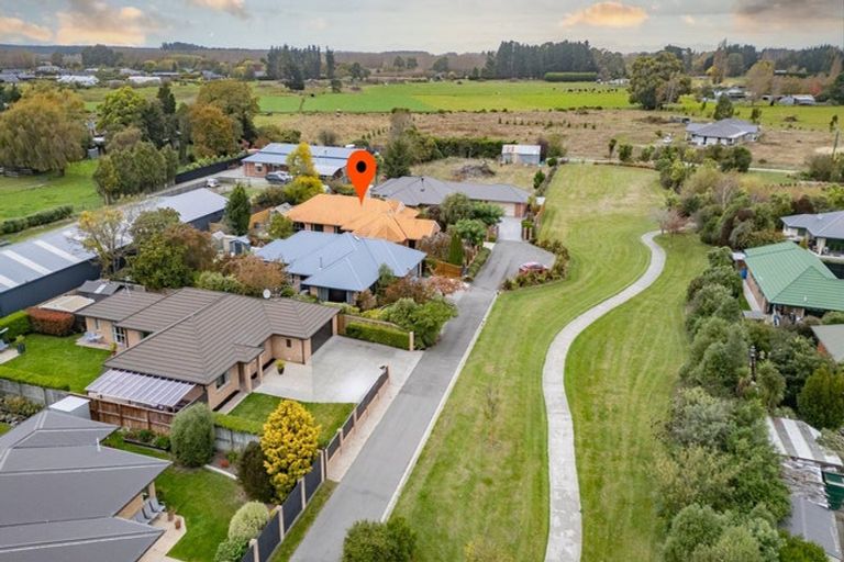 Photo of property in 26 Parkinson Place, Woodend, 7610