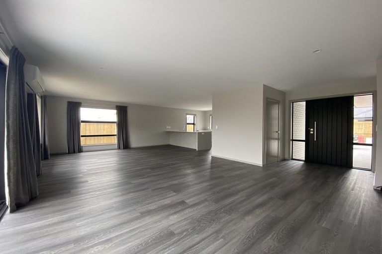 Photo of property in 10 Cotula Way, Papamoa Beach, Papamoa, 3118