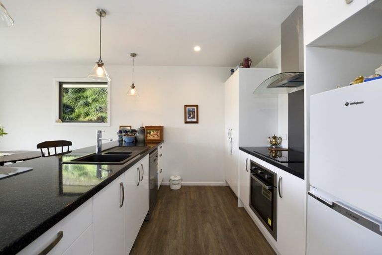 Photo of property in 27a Totara View Road, Wakefield, 7095