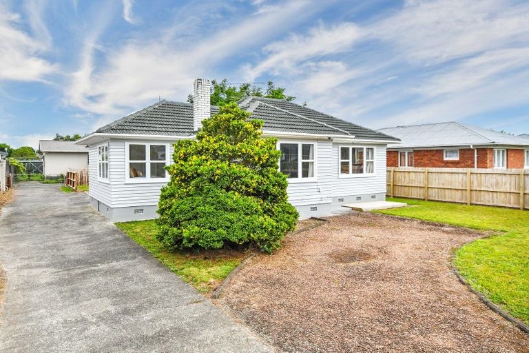 Photo of property in 1/45 Sutton Crescent, Papakura, 2110