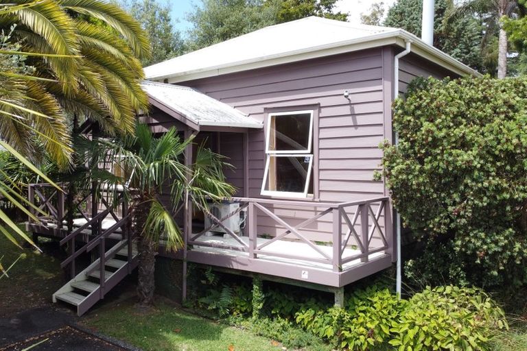 Photo of property in 77 King Street, Hikurangi, 0114