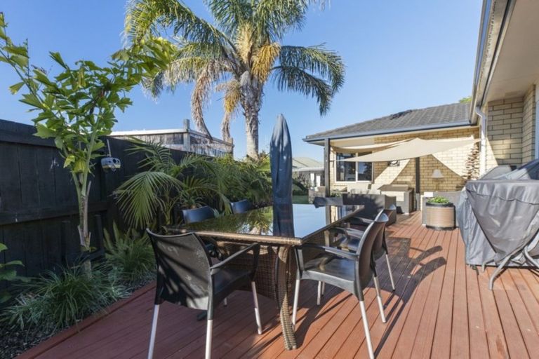 Photo of property in 11 Clydesdale Close, Papamoa Beach, Papamoa, 3118